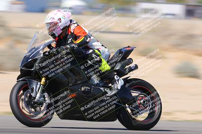 media/Sep-25-2023-Moto Forza (Mon) [[81ffa65e0a]]/B-C Group/Session 2 (Turn 7)/